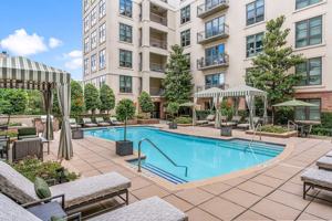 featured image of 2929 Westheimer Rd