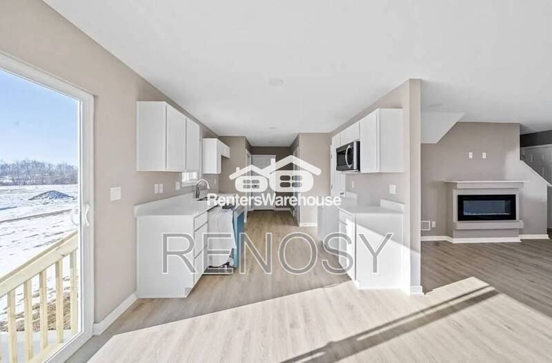 106 E Sycamore St - Photo 6 of 25