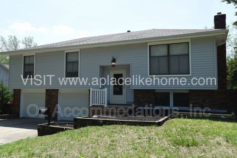 1105 W Elm Ter - Photo 2 of 26