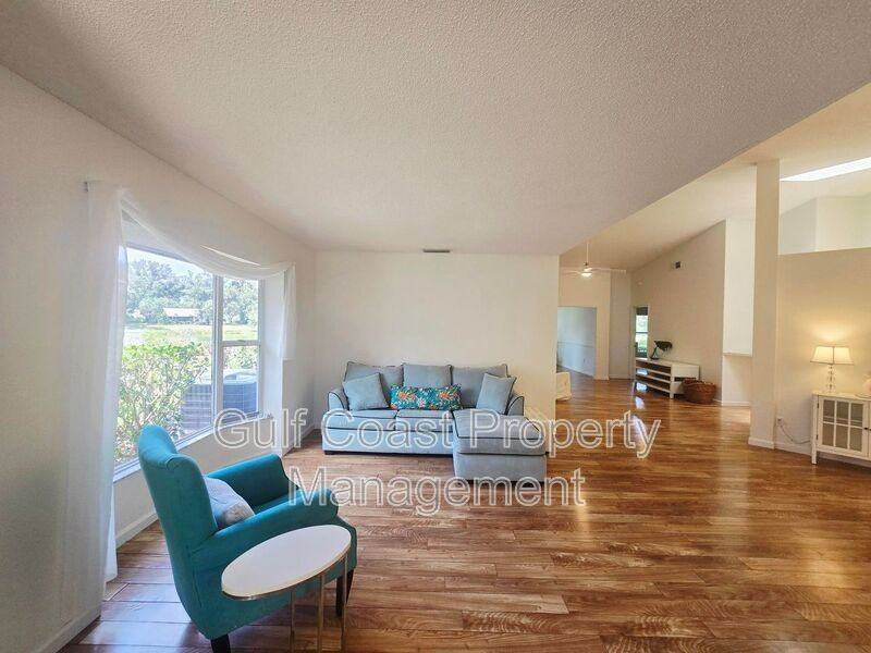 5808 Garden Lakes Dr - Photo 3 of 28