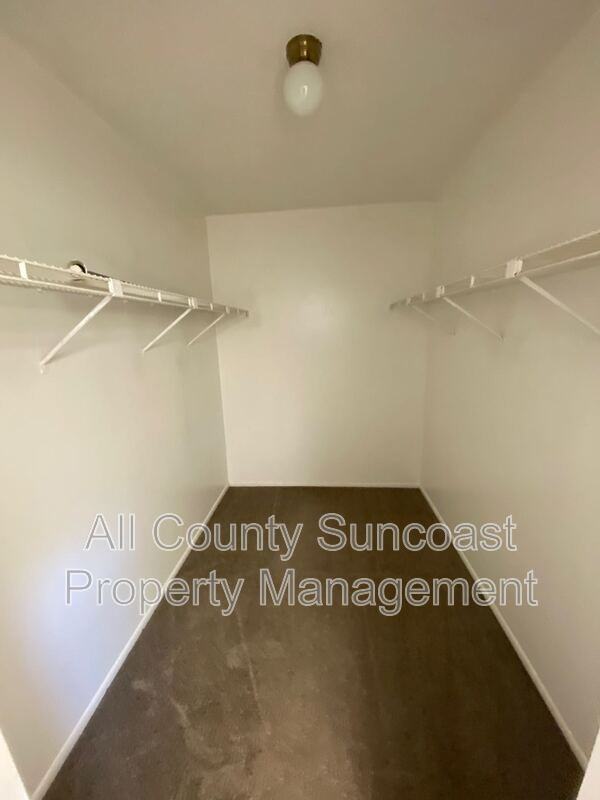 2925 Pinellas Point Dr S - Photo 4 of 21