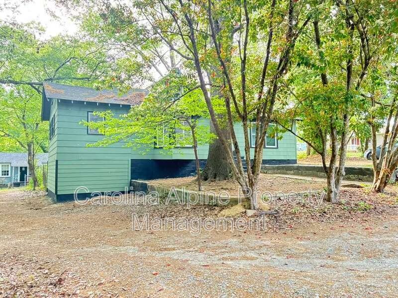 102 Plum Tree Ln - Photo 2 of 26