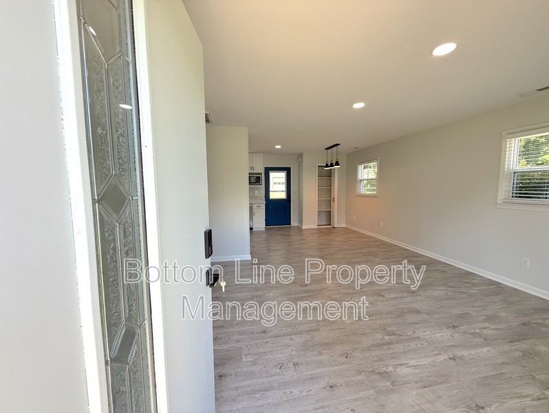 4108 Mellon Rd - Photo 3 of 15