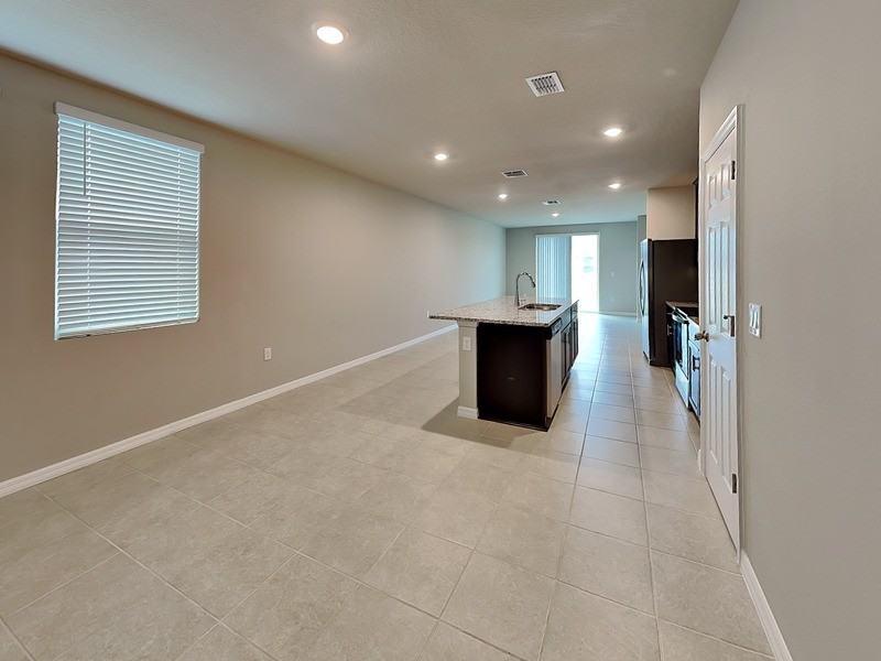 2410 Brassie Ct - Photo 4 of 16