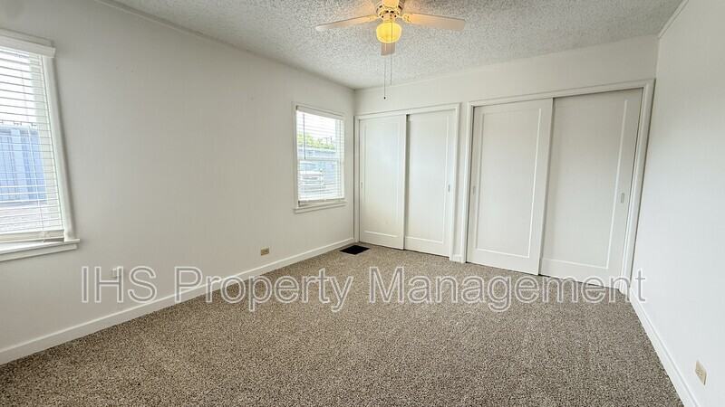 1209 George Washington Way #32 - Photo 5 of 6