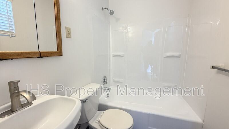 1209 George Washington Way #32 - Photo 6 of 6