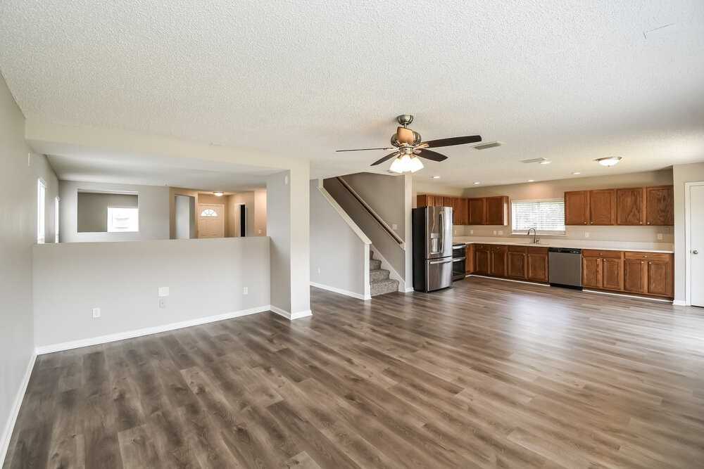 2168 Fresco Dr - Photo 6 of 17