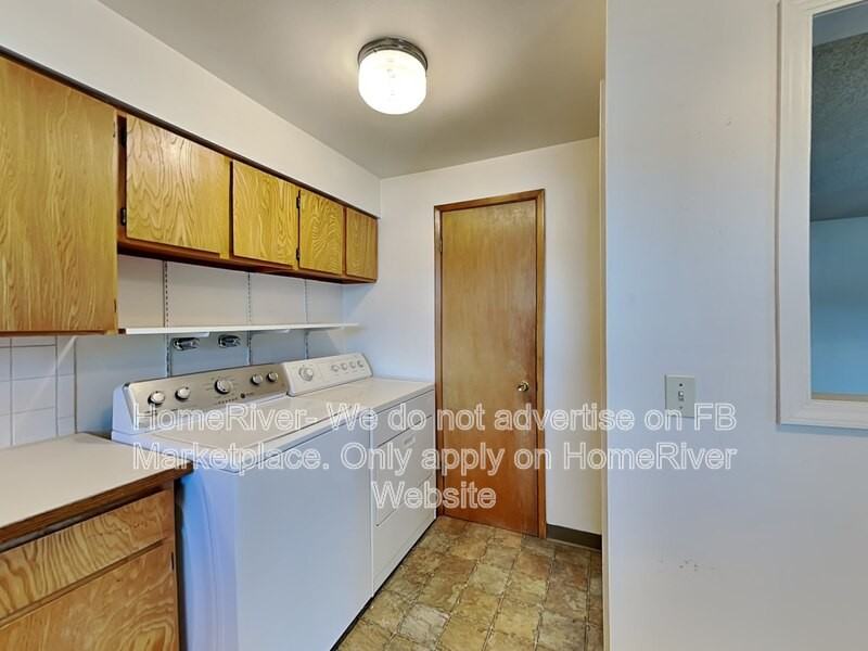 8808 N Calispel St - Photo 2 of 19