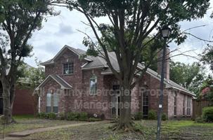 featured image of 8902 Bayshore Ln