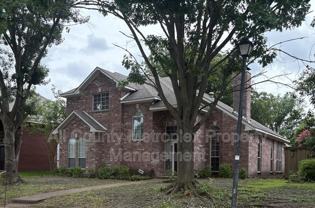 8902 Bayshore Ln - Photo 1 of 1