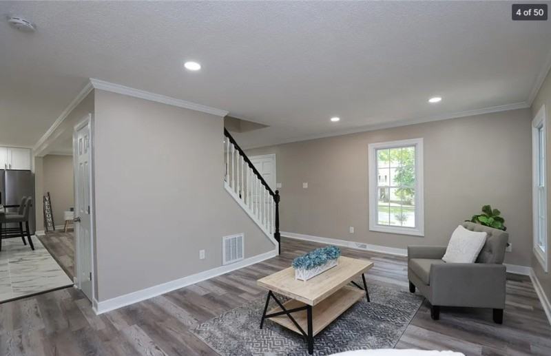 9607 N Verlinda Ct - Photo 4 of 49