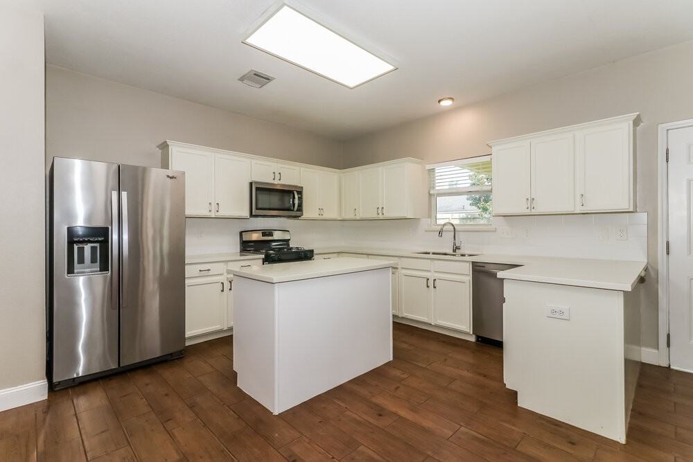 2523 Flycatcher Cove Dr - Photo 6 of 17
