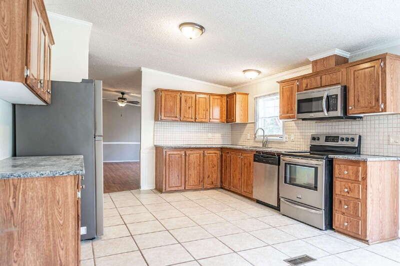 7297 Marks Rd - Photo 4 of 26