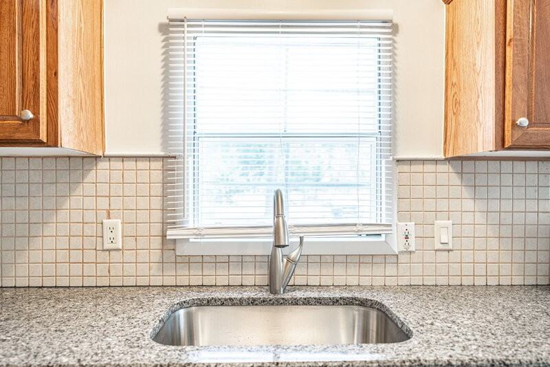 7297 Marks Rd - Photo 5 of 26