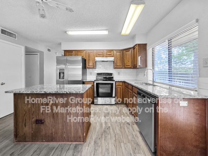 2201 Homecraft Ln - Photo 6 of 25