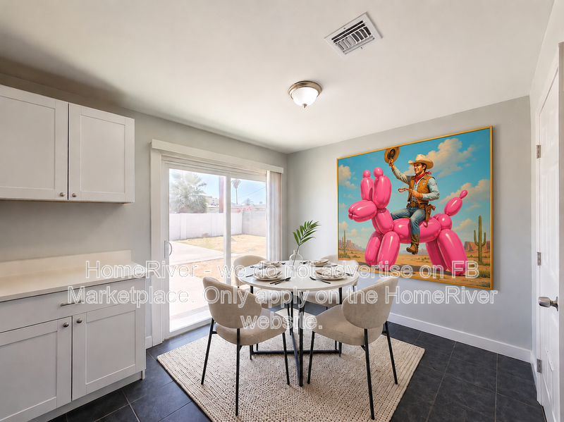 3129 W Montebello Ave - Photo 4 of 30