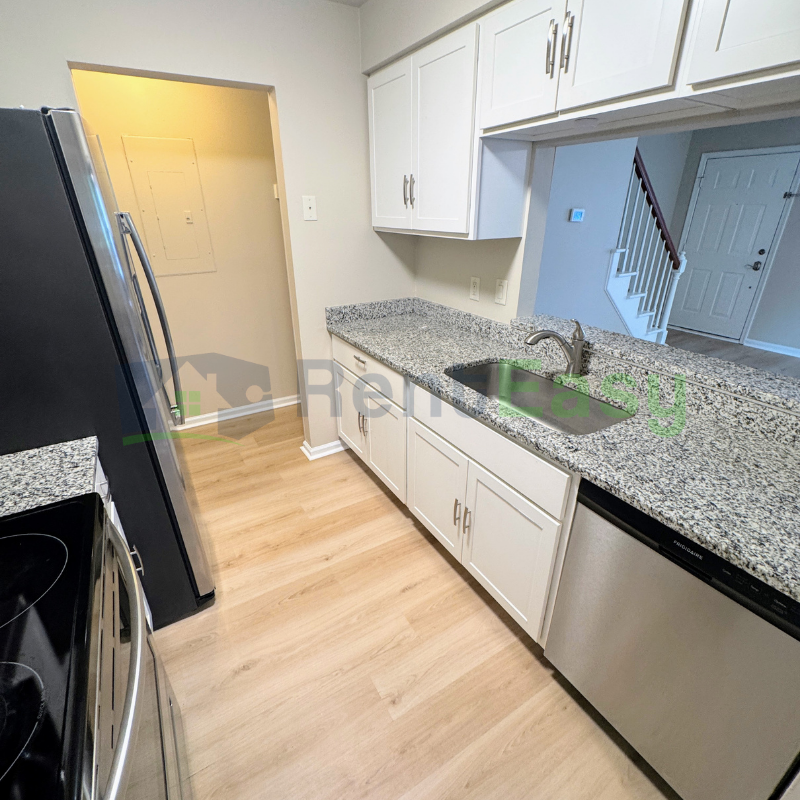 401 Henley Ct - Photo 7 of 26