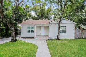 featured image of 5206 N 15th St