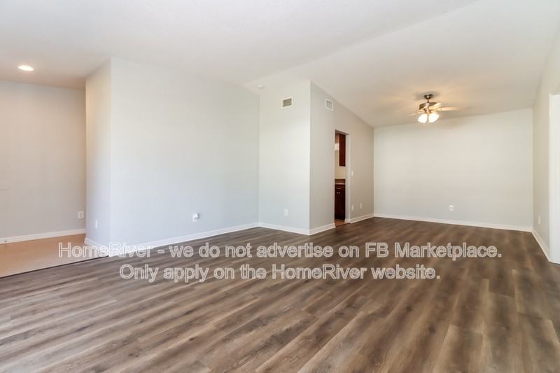 8006 Fawnridge Cir - Photo 2 of 17