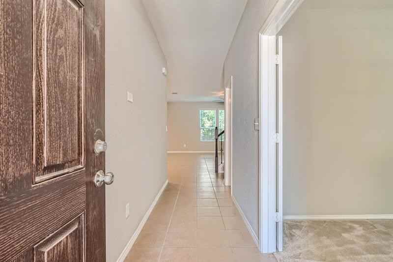 13927 Laurel Br - Photo 2 of 26