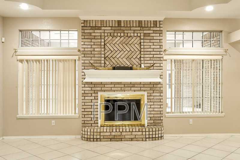 1309 Summerfield Ln - Photo 6 of 41
