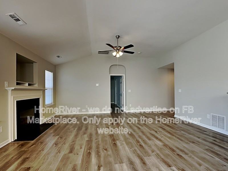 4406 Wolf Run Dr - Photo 2 of 23