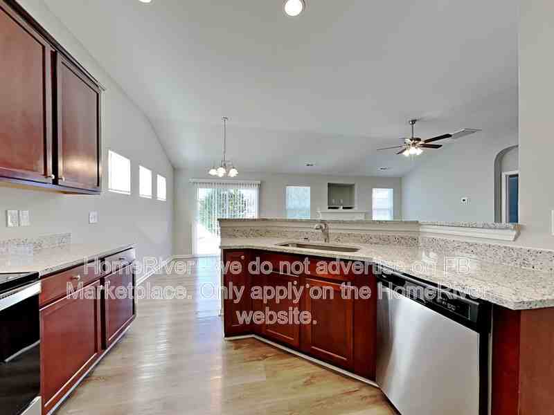 4406 Wolf Run Dr - Photo 3 of 23
