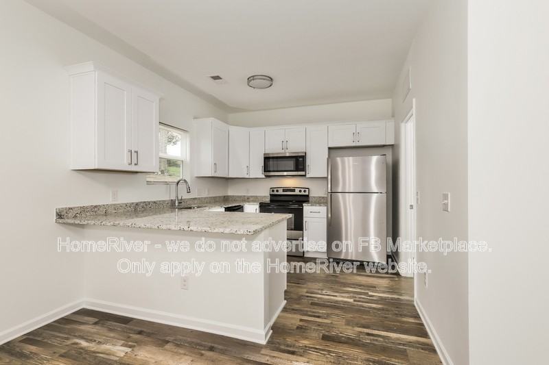 828 Graylyn Dr - Photo 6 of 18