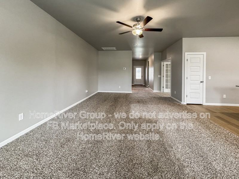 2516 Rosewood Ln - Photo 2 of 25