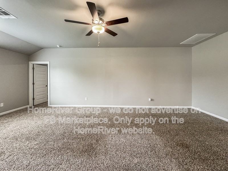 2516 Rosewood Ln - Photo 6 of 25