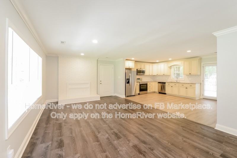 140 Cliffwood Dr - Photo 5 of 17