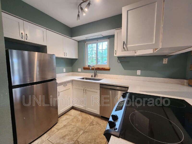 731 Julian Cir - Photo 4 of 20