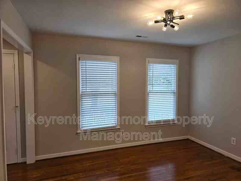 5204 Reids Pointe Rd - Photo 6 of 30