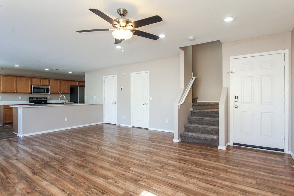 5804 S 10th Dr - Photo 5 of 17