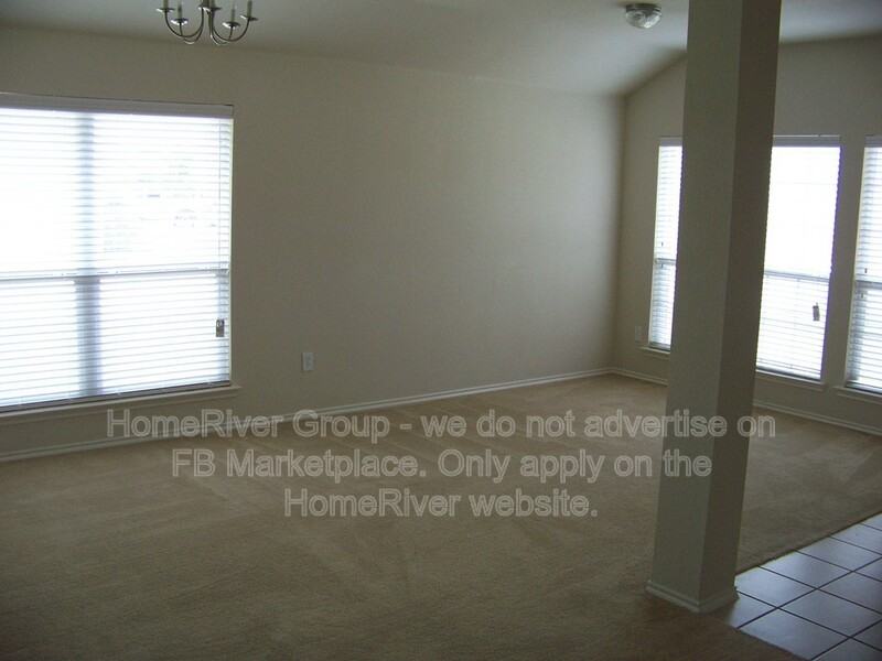 2215 Overton Dr - Photo 2 of 13
