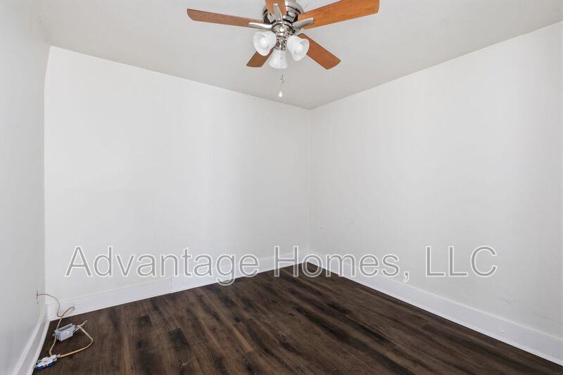1015 N Scott Ave #5FRONT - Photo 2 of 28