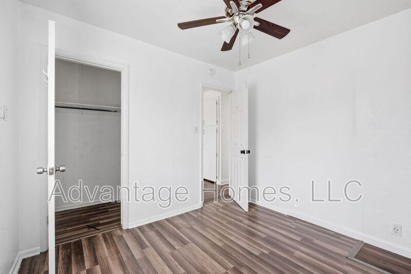 1015 N Scott Ave #5FRONT - Photo 5 of 28