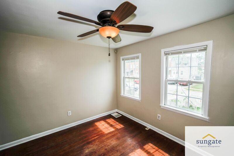 5319 Wasena Ave - Photo 2 of 22