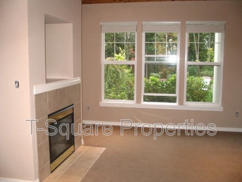 21723 12th Ave W #B - Photo 2 of 13