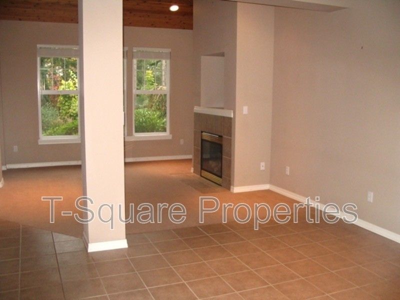 21723 12th Ave W #B - Photo 3 of 13