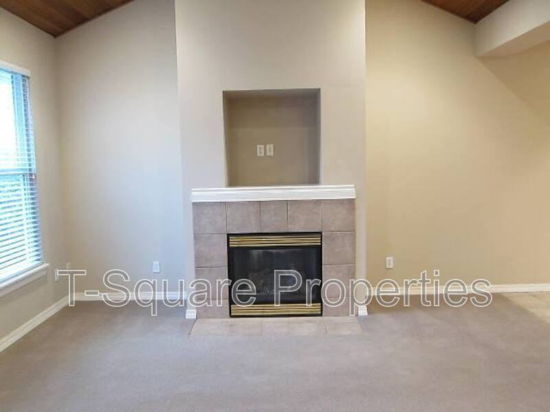 21723 12th Ave W #B - Photo 4 of 13
