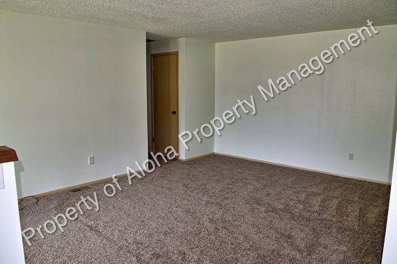 6901 W Freemont St - Photo 7 of 11
