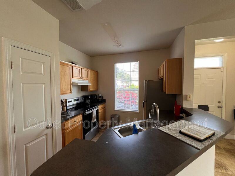 8989 Lee Vista Blvd #2101 - Photo 6 of 13