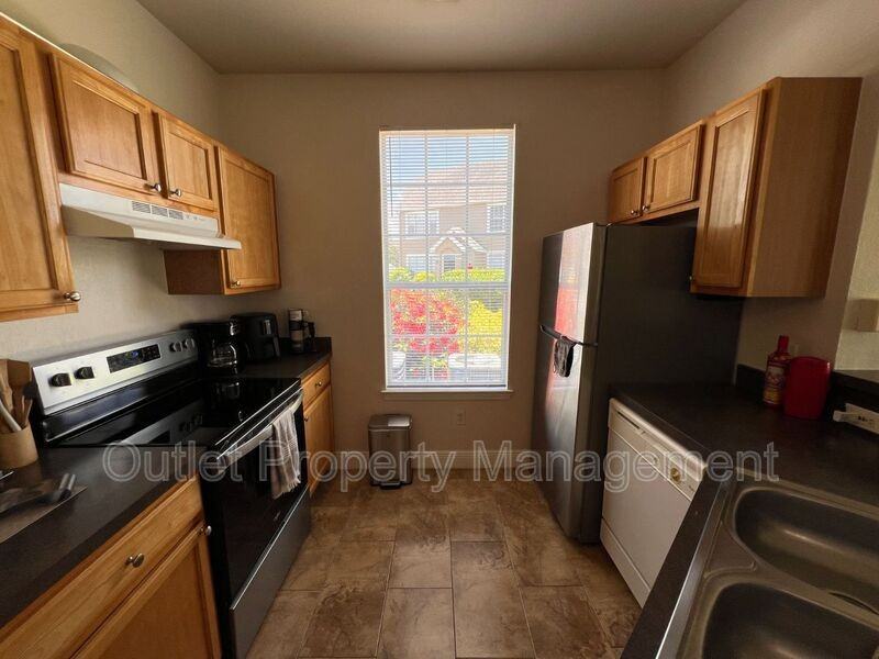 8989 Lee Vista Blvd #2101 - Photo 7 of 13
