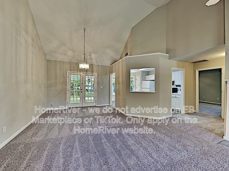 949 Flamingo Dr - Photo 3 of 17