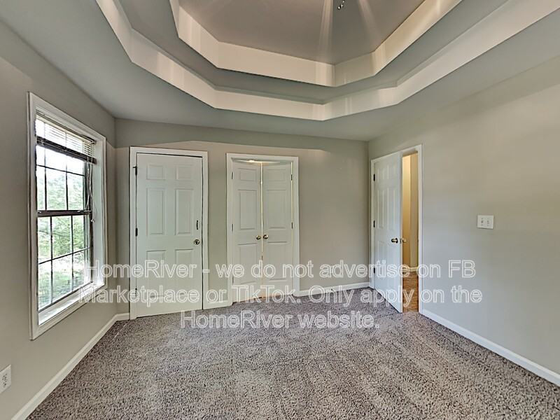 949 Flamingo Dr - Photo 4 of 17
