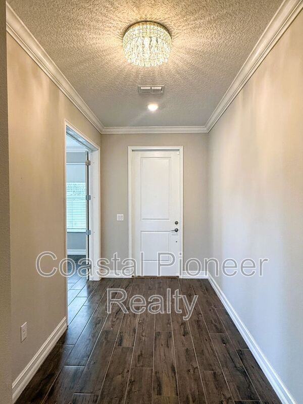 21640 Violet Periwinkle Dr - Photo 3 of 40