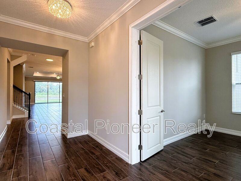 21640 Violet Periwinkle Dr - Photo 5 of 40