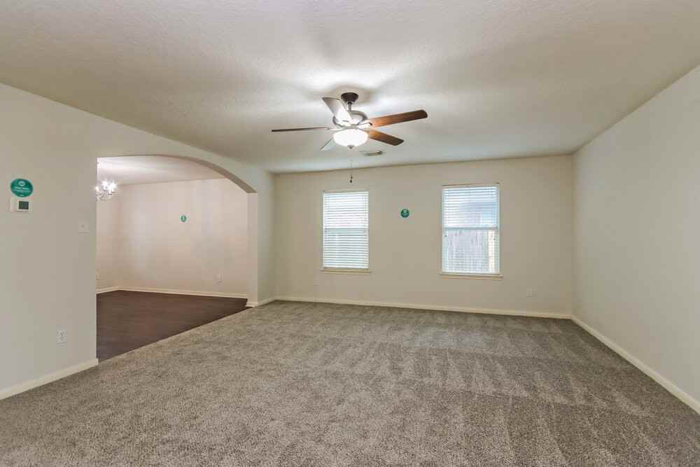 4422 Cannongate Dr - Photo 5 of 19