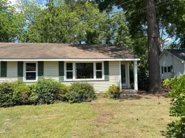 featured image of 605 S Oleander Ave #B